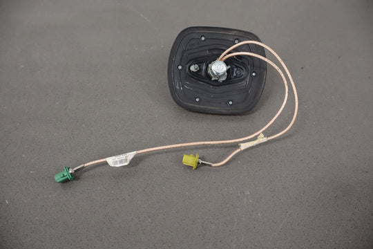 04 - 09 Cadillac XLR Trunk Lid Mounted GPS & Navigation Antenna