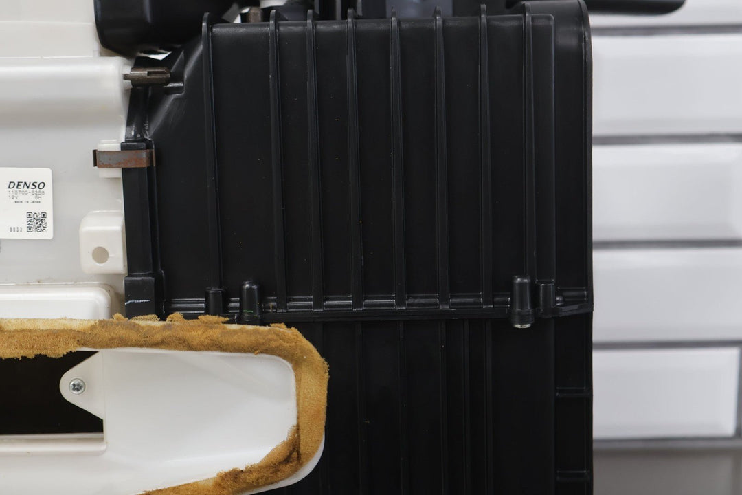 04 - 09 Honda S2000 AP2 HVAC Heater Core Housing (77K) Tested 116700 - 5258