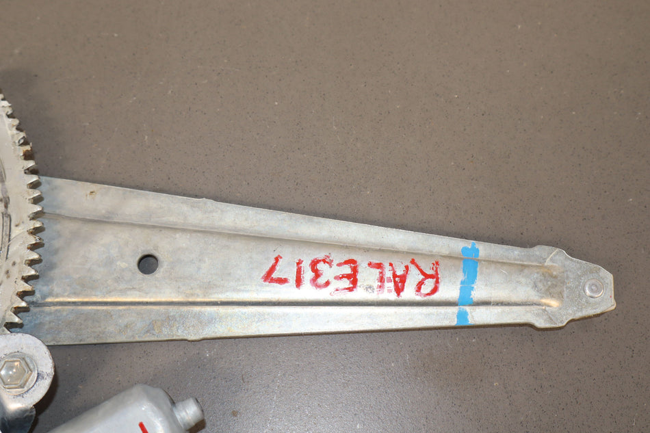 2010 Lexus GX460- Right Rear Door Regulator