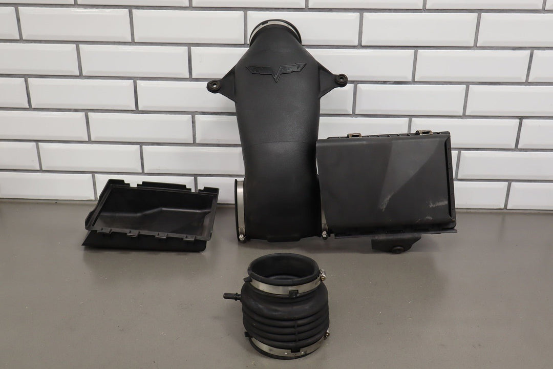 05 - 07 C6 Corvette 6.0L LS2 OEM Air Cleaner *Incomplete - See Photos