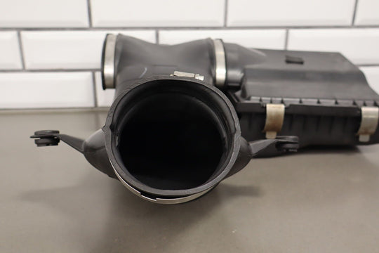 05 - 07 C6 Corvette 6.0L LS2 OEM Air Cleaner *Incomplete - See Photos