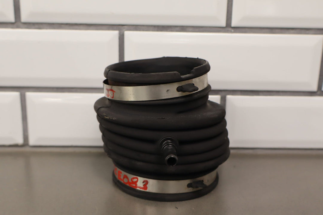 05 - 07 C6 Corvette 6.0L LS2 OEM Air Cleaner *Incomplete - See Photos