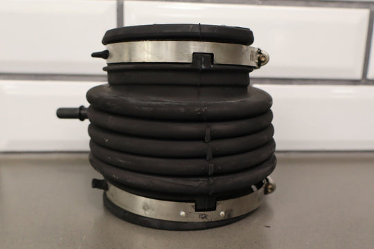 05 - 07 C6 Corvette 6.0L LS2 OEM Air Cleaner *Incomplete - See Photos