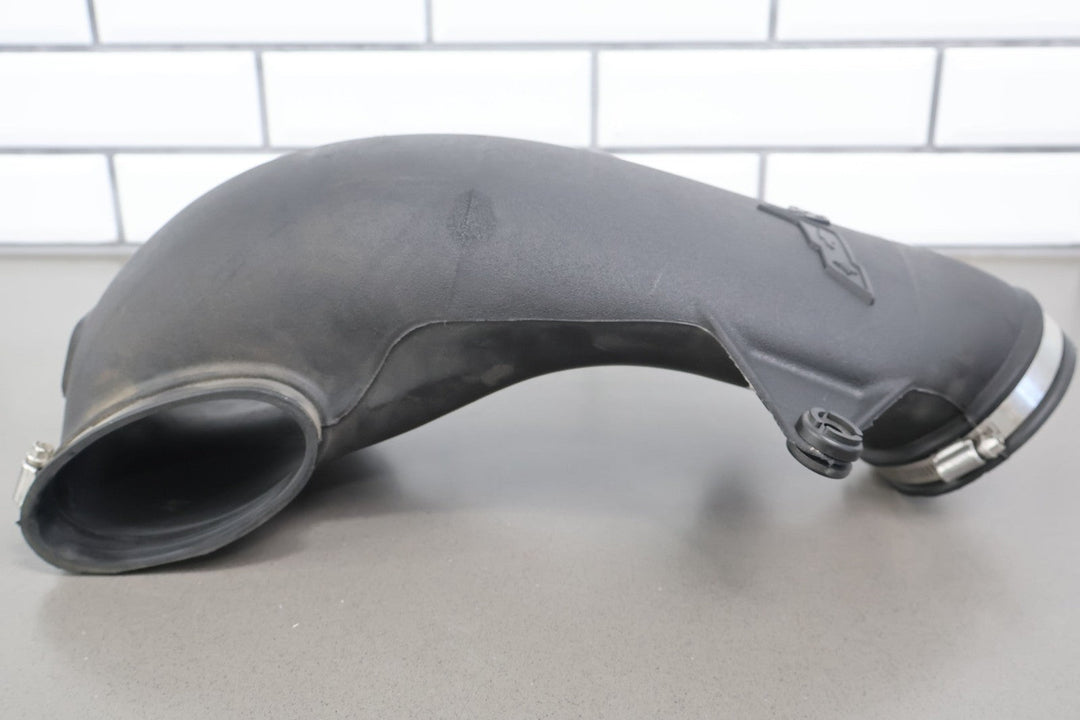 05 - 07 C6 Corvette (6.0L LS2) OEM Air Intake Tube Only