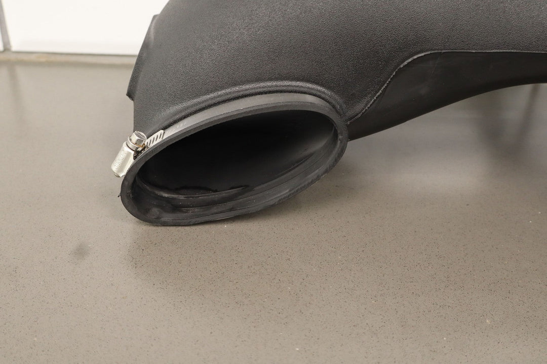 05 - 07 C6 Corvette (6.0L LS2) OEM Air Intake Tube Only