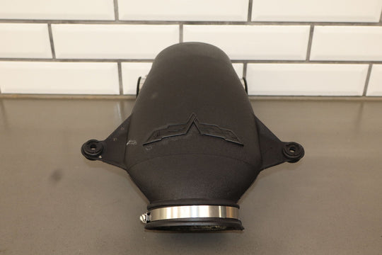 05 - 07 C6 Corvette (6.0L LS2) OEM Air Intake Tube Only
