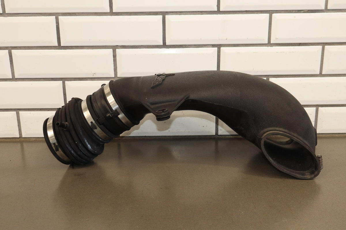 05-07 Chevrolet Corvette C6 LS2 Air Cleaner 88964144