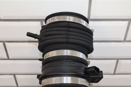 05-07 Chevrolet Corvette C6 LS2 Air Cleaner 88964144