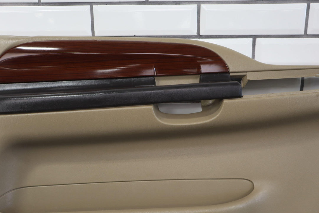 05 - 07 Ford F250 Crew Cab Lariant Tan Woodgrain LH Left Front Door Panel