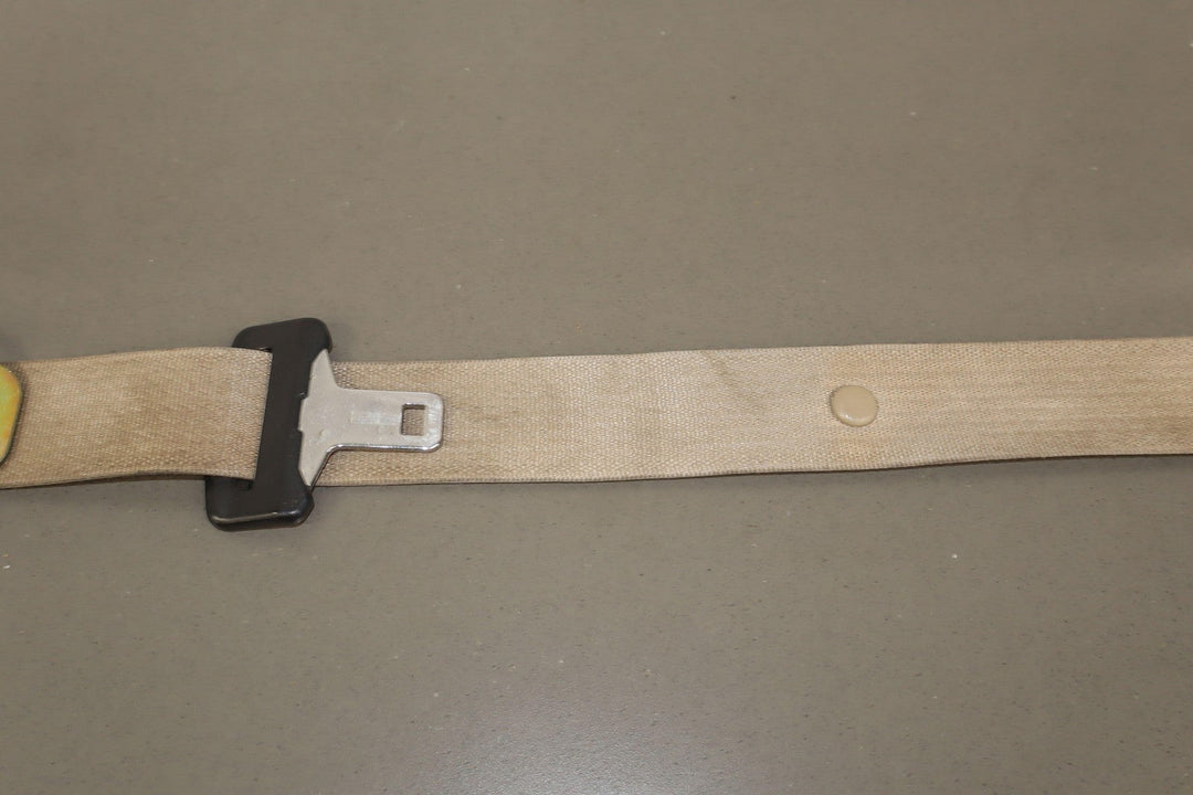 05 - 07 Ford F250 Crew Cab Passenger Right Front Seat Belt Retractor (Tan 8H)