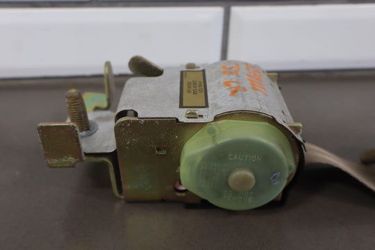 05 - 07 Ford F250 F350 Crew Cab Left Rear Seat Belt Retractor (Tan 8H)