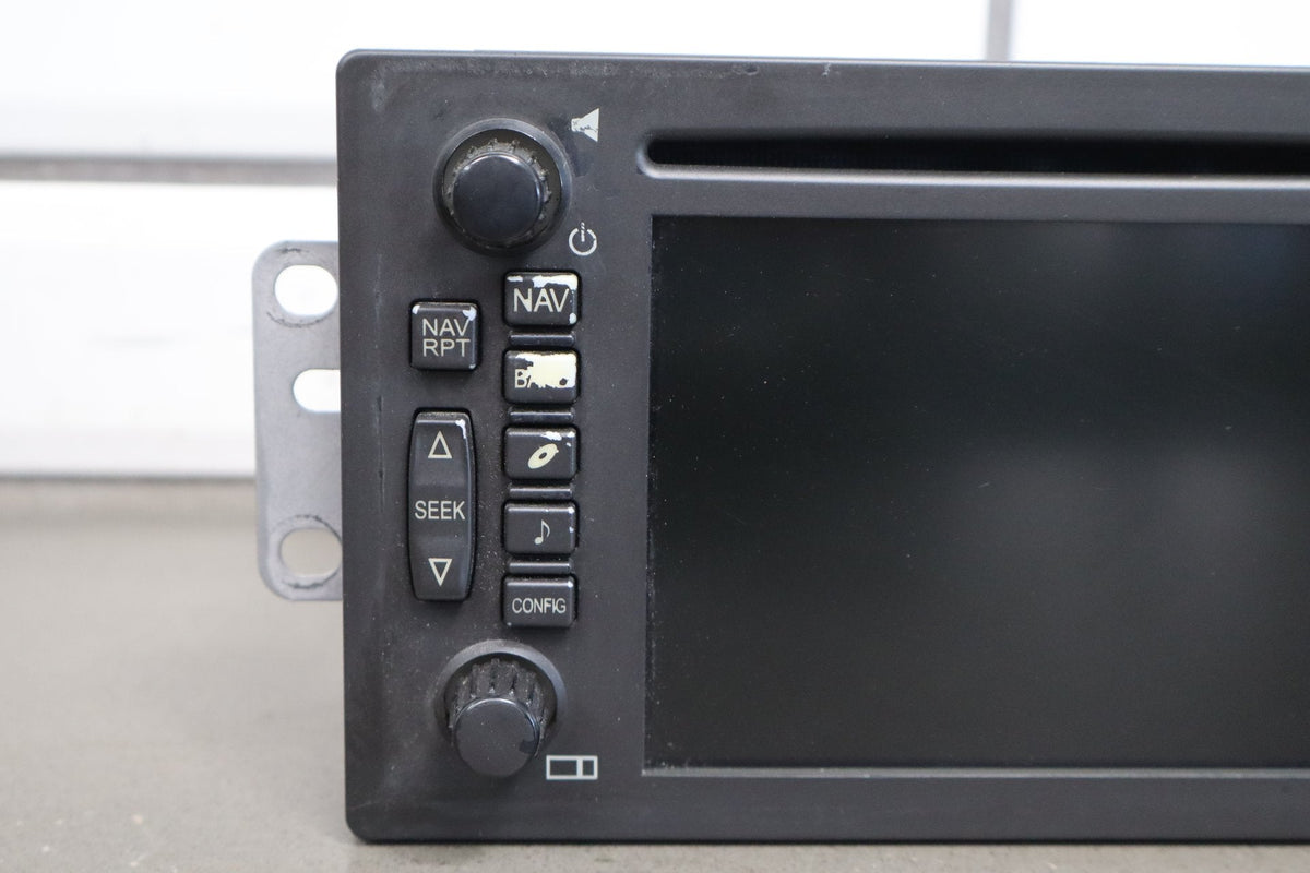05-07 Hummer H2 AM FM CD Navigation Radio 15800000