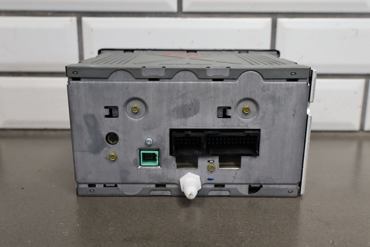 05-07 Hummer H2 AM FM CD Navigation Radio 15800000