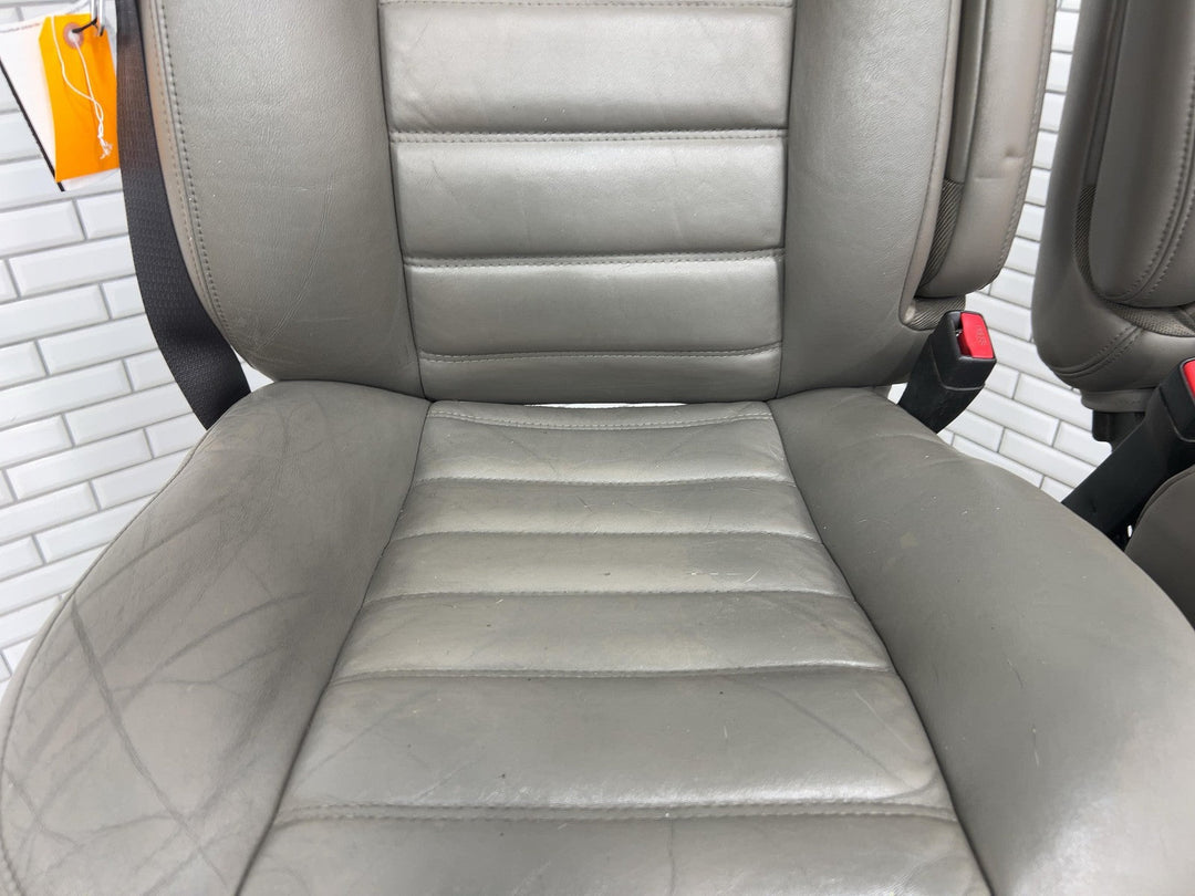 05 - 07 Hummer H2 Left & Right Leather Front Power/Heated Seats *Worn*