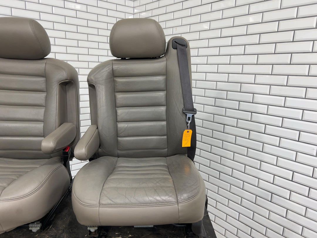 05 - 07 Hummer H2 Left & Right Leather Front Power/Heated Seats *Worn*