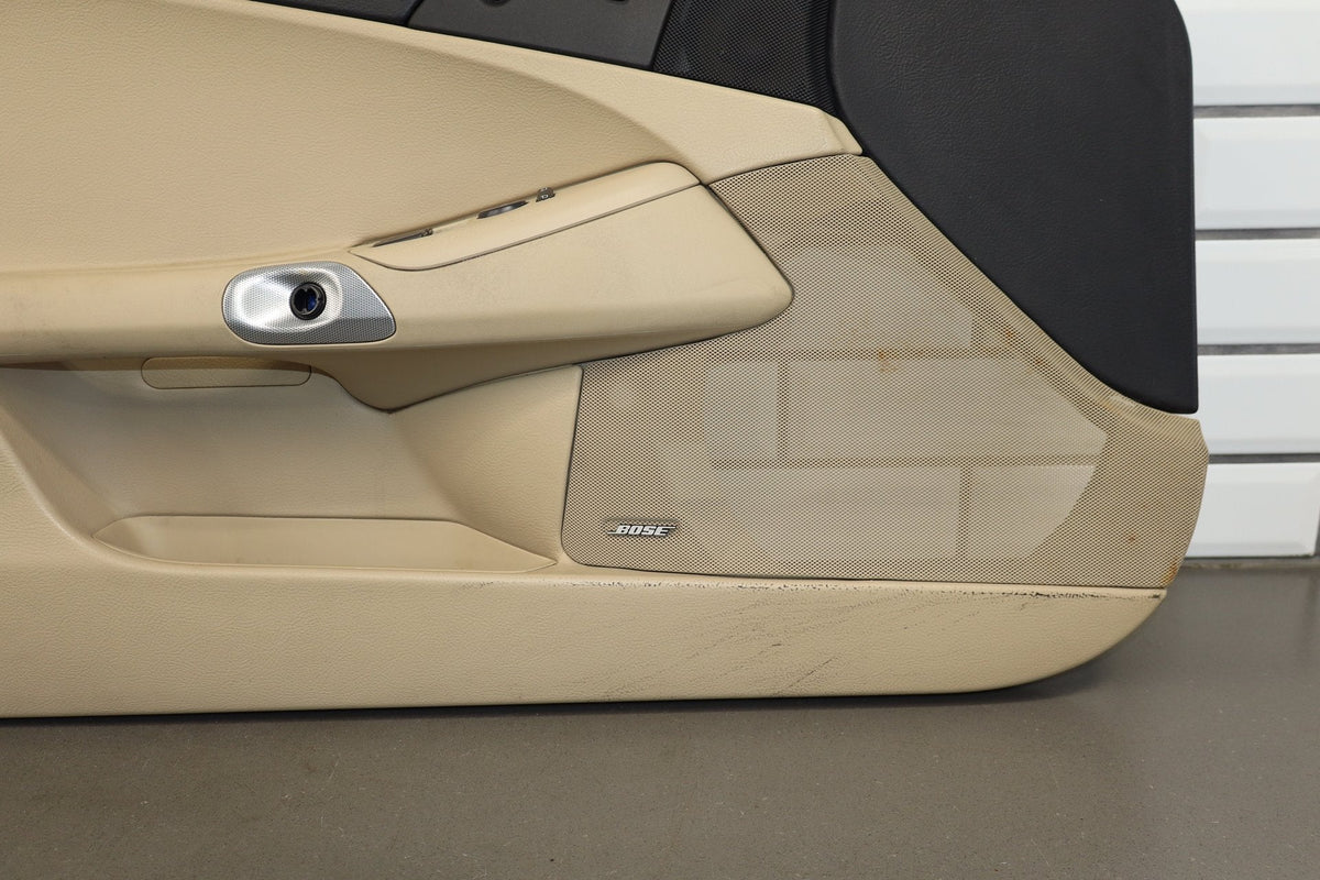05-08 Chevrolet Corvette C6 LH Door Panel Cashmere 31