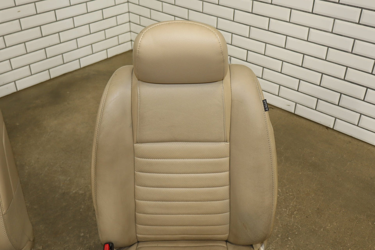 05-09 Ford Mustang GT S197 Convertible Leather Seat Set Power Driver (Camel KH)