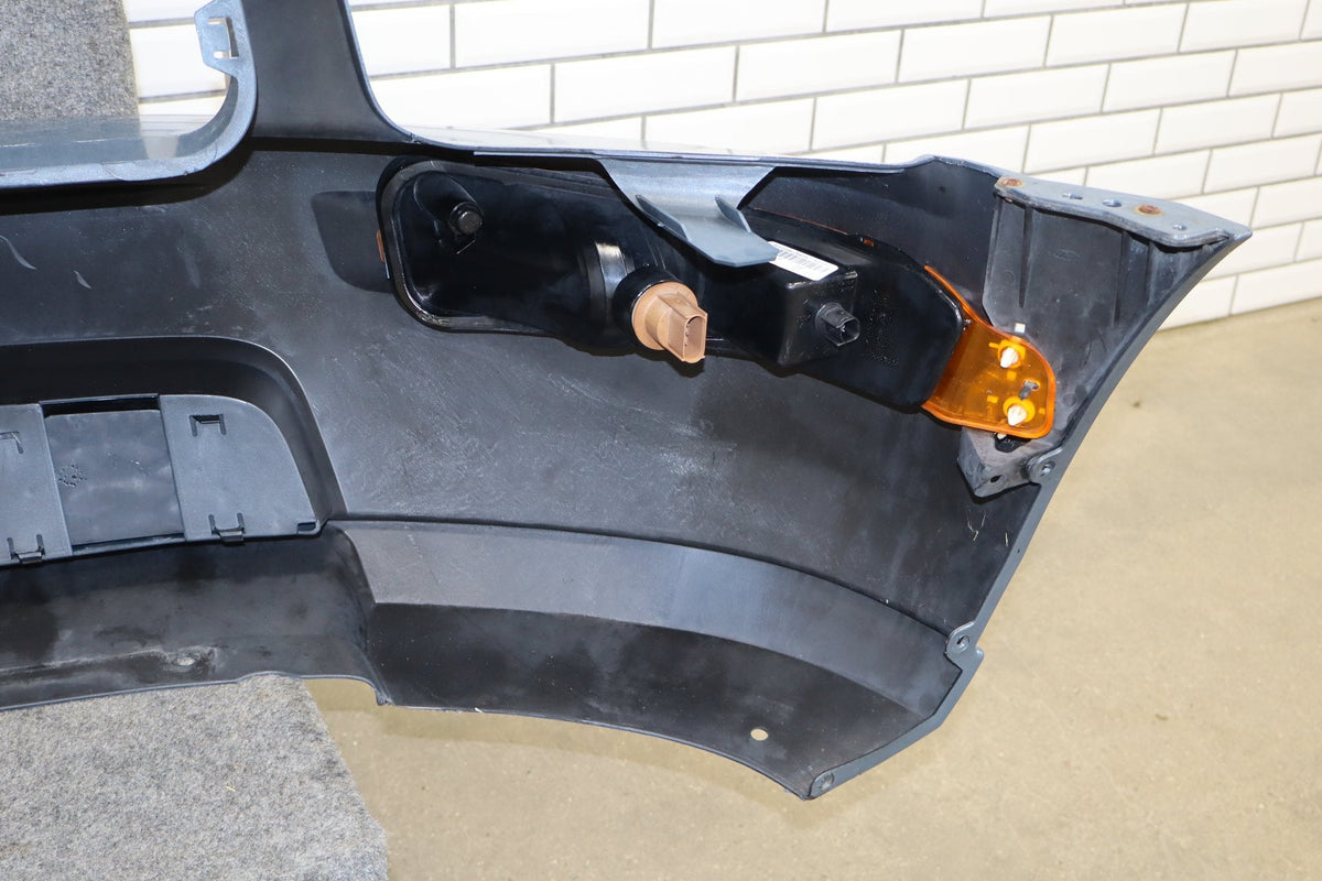 05-09 Ford Mustang GT S197 Front Bumper With Grille (Windveil Blue P3) (Dent)