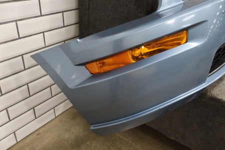 05-09 Ford Mustang GT S197 Front Bumper With Grille (Windveil Blue P3) (Dent)