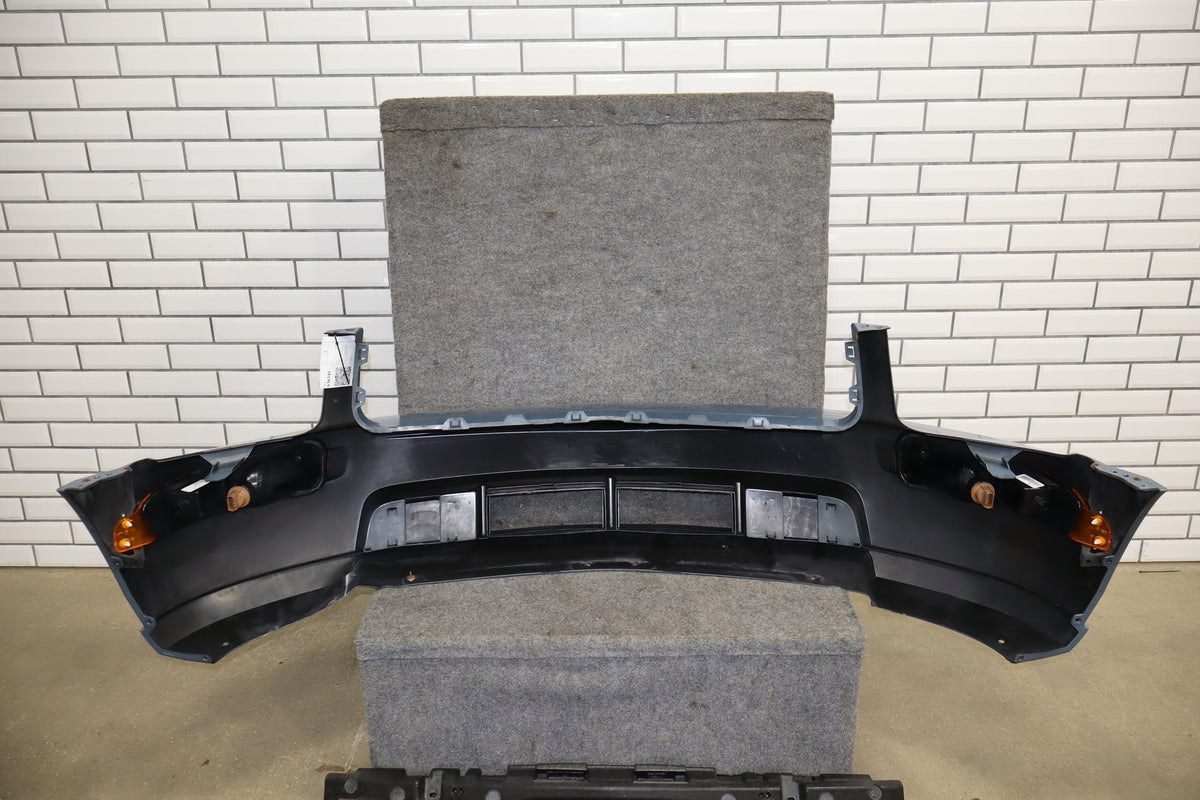 05-09 Ford Mustang GT S197 Front Bumper With Grille (Windveil Blue P3) (Dent)