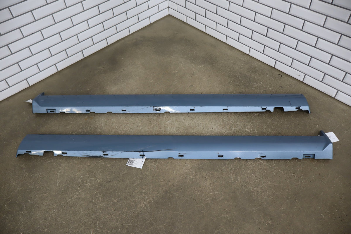 05-09 Ford Mustang GT S197 Left Right Rocker Molding Pair (Windveil Blue P3)