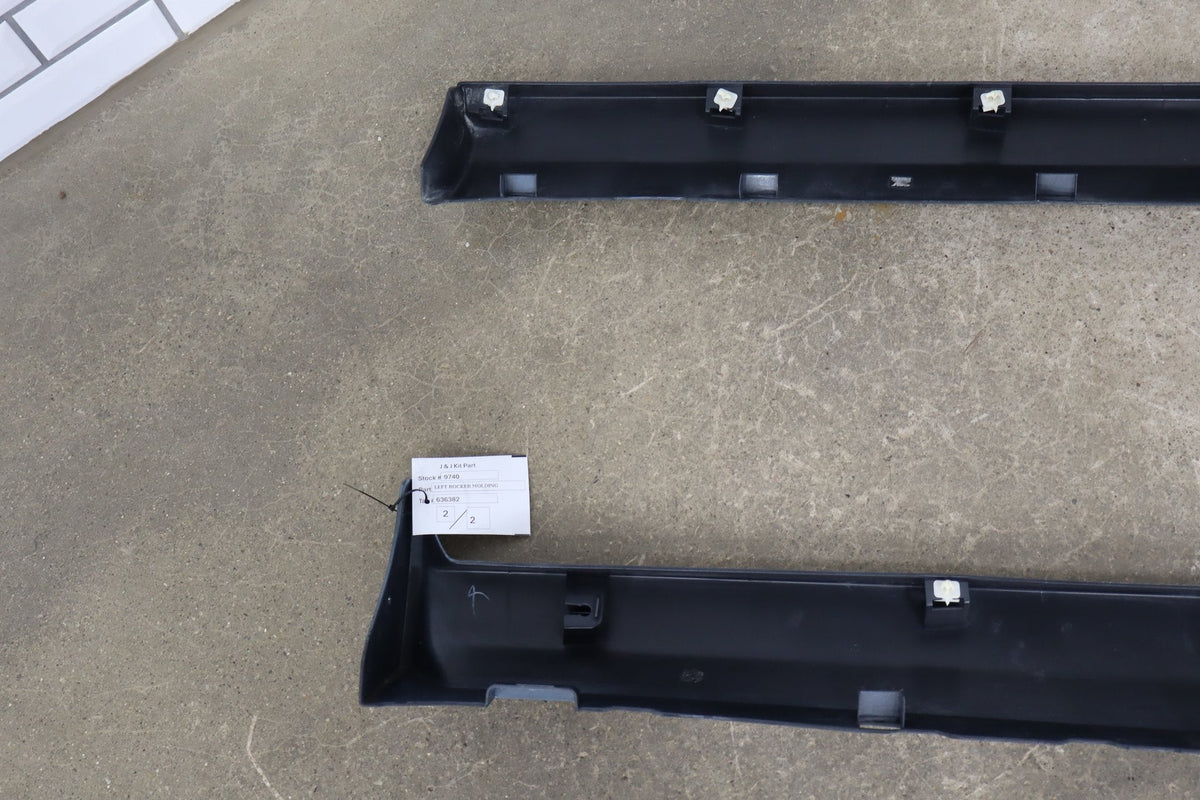 05-09 Ford Mustang GT S197 Left Right Rocker Molding Pair (Windveil Blue P3)