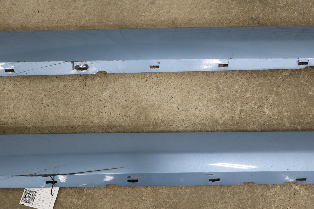 05-09 Ford Mustang GT S197 Left Right Rocker Molding Pair (Windveil Blue P3)