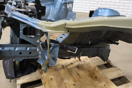 05-09 Ford Mustang GT S197 Radiator Support (Cut) With Radiator Condenser Fan