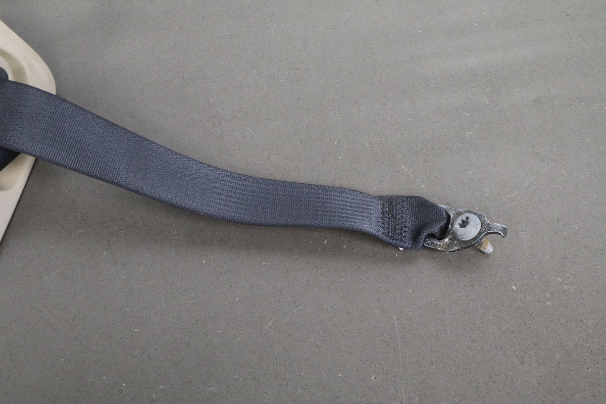 05-09 Ford Mustang S197 Convertible Rear Seat Belt Set With Buckles (Camel KH)