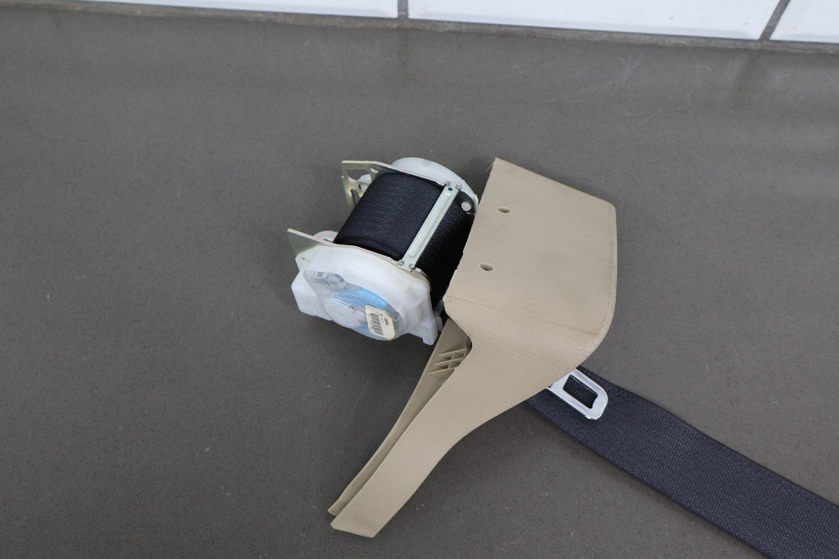 05-09 Ford Mustang S197 Convertible Rear Seat Belt Set With Buckles (Camel KH)