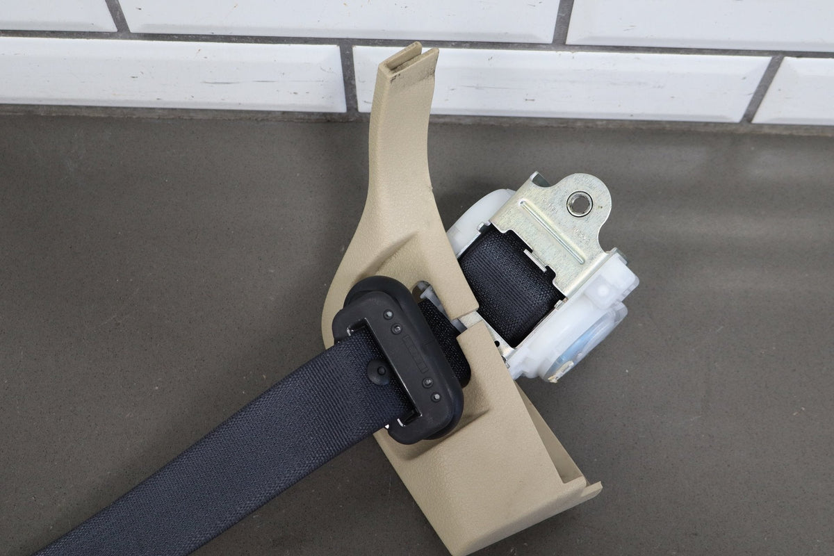 05-09 Ford Mustang S197 Convertible Rear Seat Belt Set With Buckles (Camel KH)