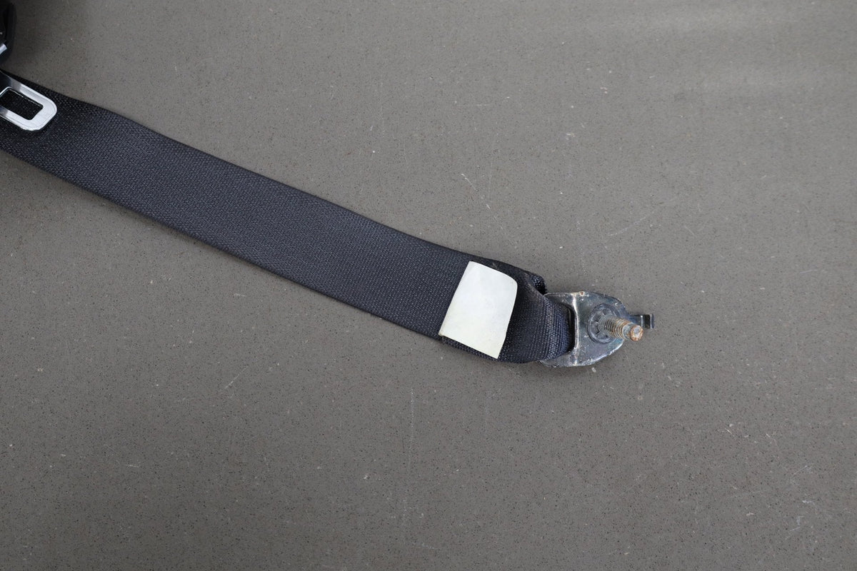 05-09 Ford Mustang S197 Convertible Rear Seat Belt Set With Buckles (Camel KH)