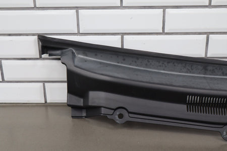 05-09 Ford Mustang S197 Cowl Vent Panel (Black Textured) (Mild Sun Fade)