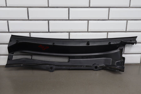 05-09 Ford Mustang S197 Cowl Vent Panel (Black Textured) (Mild Sun Fade)