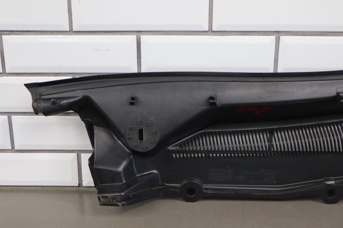 05-09 Ford Mustang S197 Cowl Vent Panel (Black Textured) (Mild Sun Fade)
