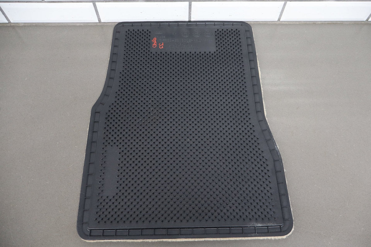 05-09 Ford Mustang S197 Front Carpeted Floor Mats Pair