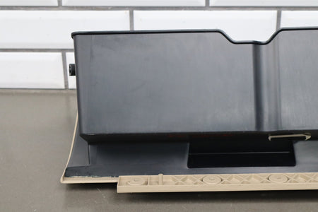 05-09 Ford Mustang S197 Glove Box Assembly (Camel KH)