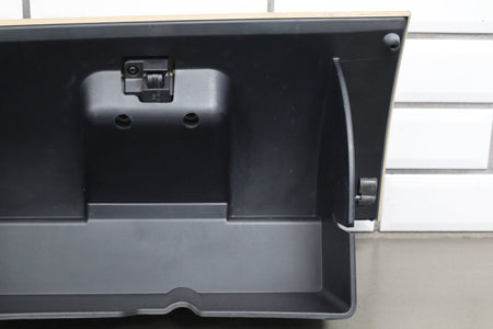 05-09 Ford Mustang S197 Glove Box Assembly (Camel KH)
