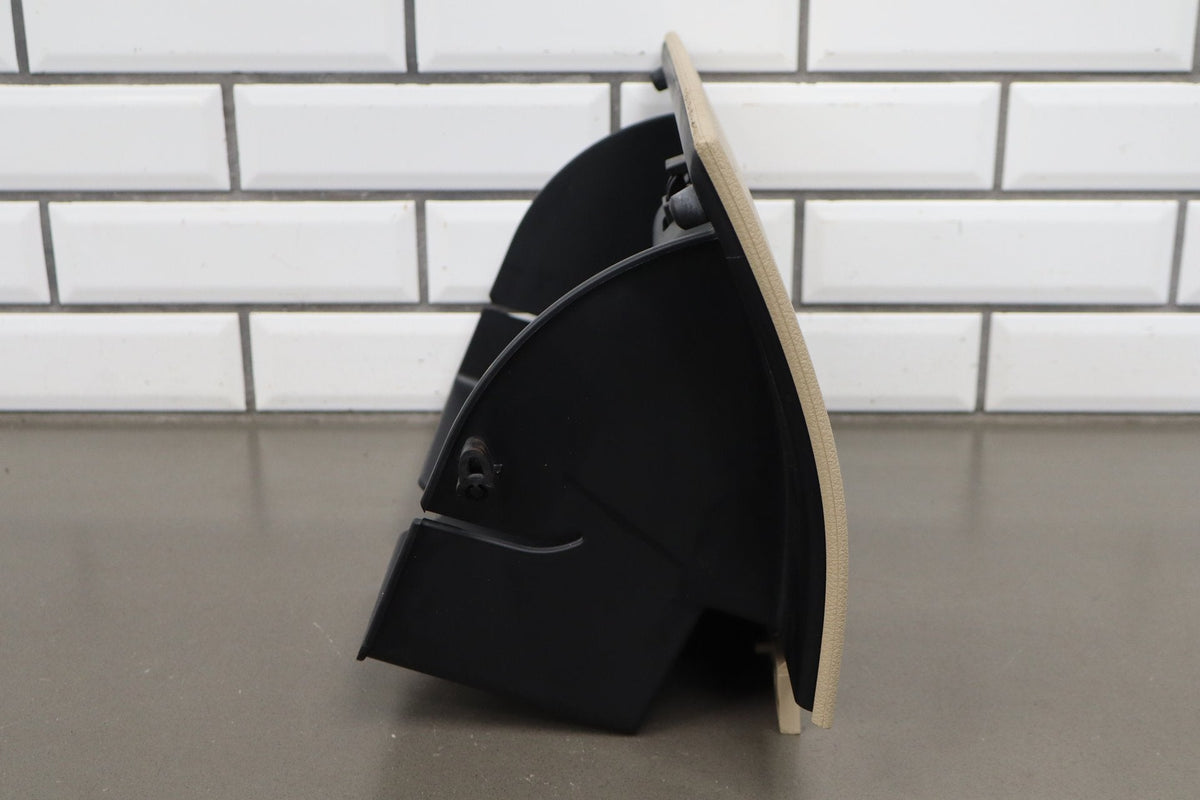 05-09 Ford Mustang S197 Glove Box Assembly (Camel KH)