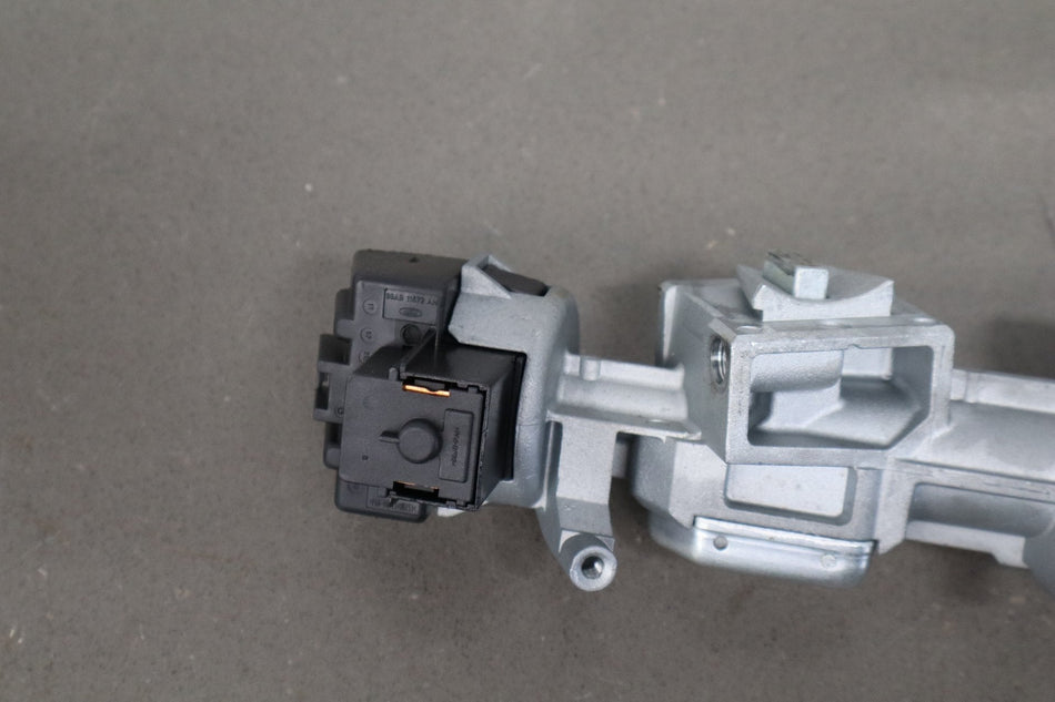 05-09 Ford Mustang S197 Ignition Switch With Key (Tested)