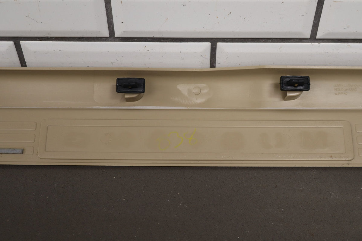 05-09 Ford Mustang S197 Left Right Door Sill Plates Aluminum (Minor Dents)