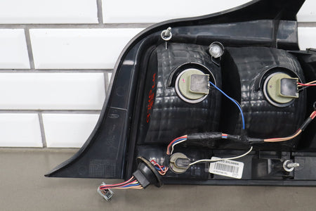 05-09 Ford Mustang S197 Left Right Halogen Tail Light Pair
