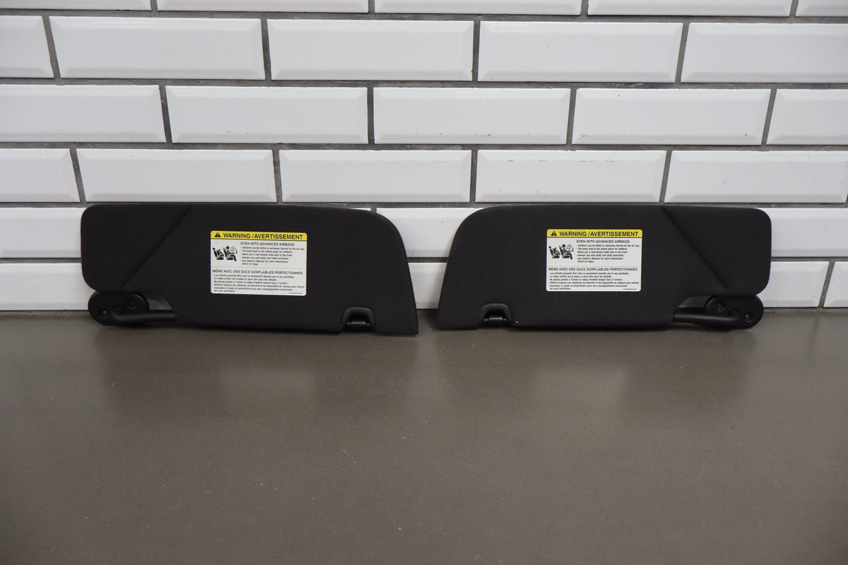 05-09 Ford Mustang S197 Left Right Sun Visor Pair With Mirrors (Camel KH)