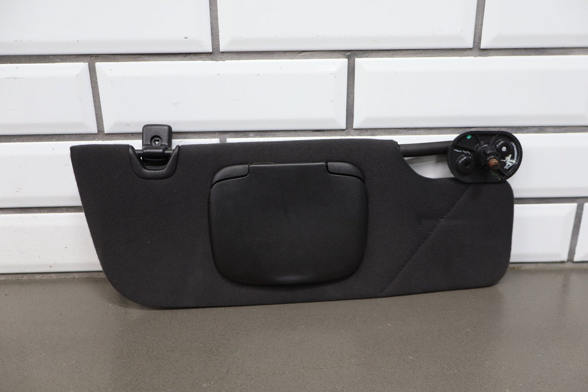 05-09 Ford Mustang S197 Left Right Sun Visor Pair With Mirrors (Camel KH)