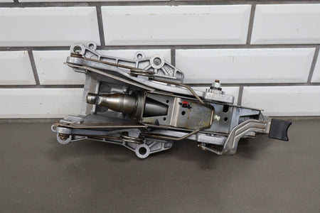 05-09 Ford Mustang S197 Tilt Steering Column For Automatic Transmission (Bare)