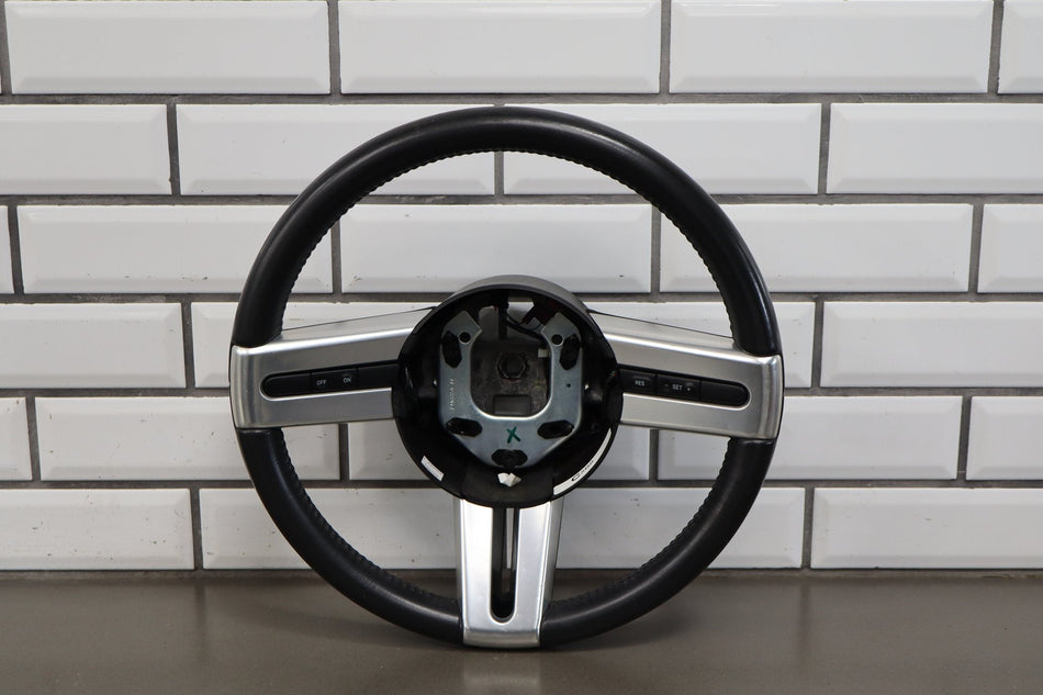 05-09 Ford Mustang S197 Urethane Steering Wheel With Aluminum Trim (Minor Nicks)