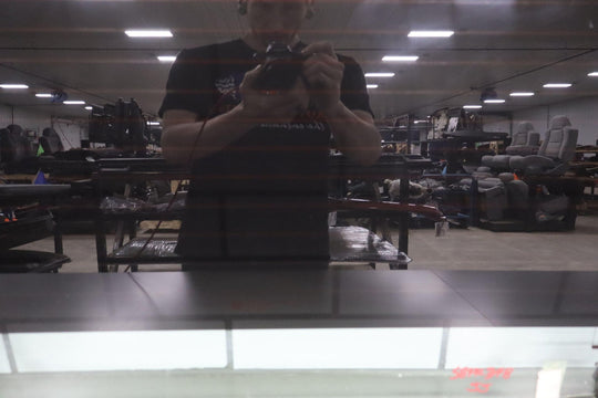 05 - 09 Hummer H2 SUT Pickup Heated Center Midgate Back Window Glass (Self Tint)