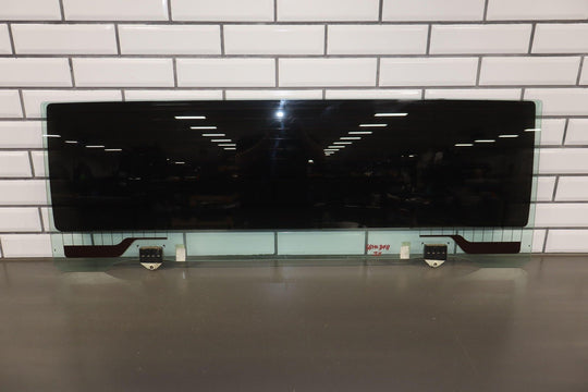05 - 09 Hummer H2 SUT Pickup Heated Center Midgate Back Window Glass (Self Tint)