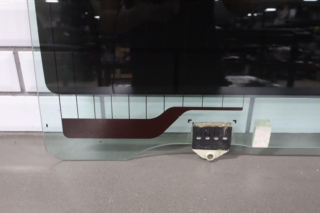 05 - 09 Hummer H2 SUT Pickup Heated Center Midgate Back Window Glass (Self Tint)