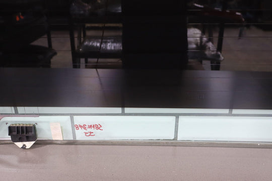 05 - 09 Hummer H2 SUT Pickup Heated Center Midgate Back Window Glass (Self Tint)